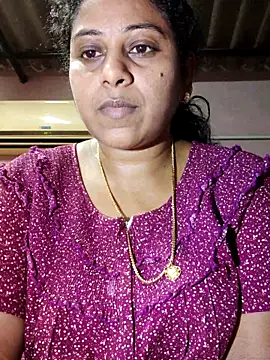 JENNIFERtamil online show from 05-14-26, 07:37
