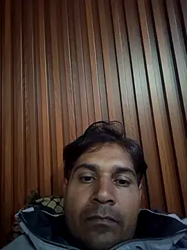 johnny8731 online show from 11-27-25, 03:03