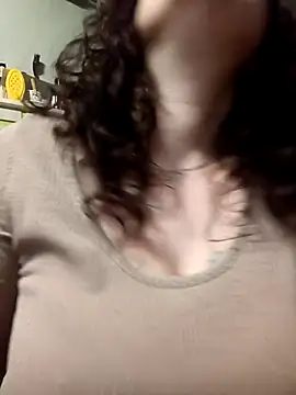 Snapshot of mimi19820 chatting on 09-20-25, 10:55 mimi19820 online show from 09-20-25, 10:55