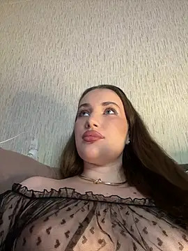 Ariana Sanderss online show from 10-11-25, 05:11