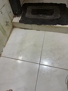 Snapshot of dilu98 chatting on 02-08-26, 01:20 dilu98 online show from 02-08-26, 01:20