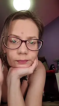 Snapshot of MilanaPure chatting on 11-14-25, 10:18 MilanaPure online show from 11-14-25, 10:18