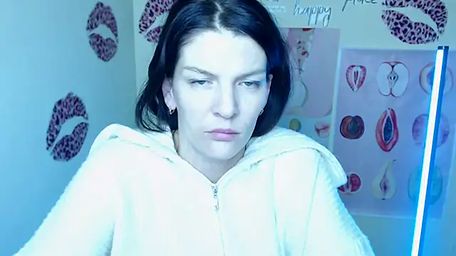 VanessaRey  online show from 01-10-26, 05:53