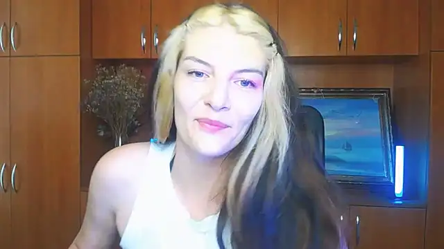 VanessaRey  online show from 06-14-26, 06:37