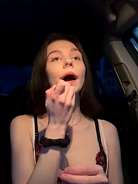 MilaBee online show from 12-23-25, 02:20