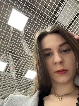 MilaBee online show from 04-25-26, 09:01