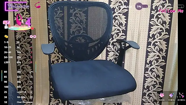 Snapshot of _Thick_shake_factory4u_ chatting on 09-21-25, 05:36 Thick shake factory4u online show from 09-21-25, 05:36