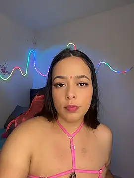 Deepika padukoneNisha online show from 07-20-26, 04:20
