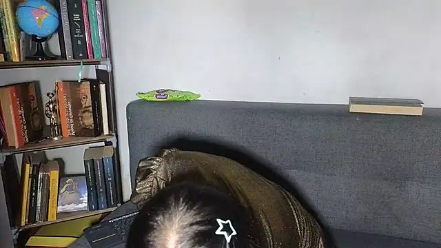 Amadamilf1980 online show from 02-25-26, 08:18