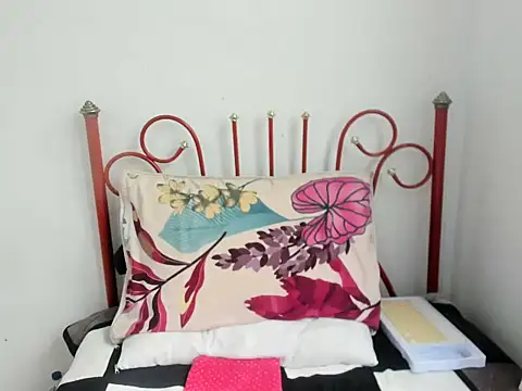 DulceXmile online show from 11-16-25, 06:46