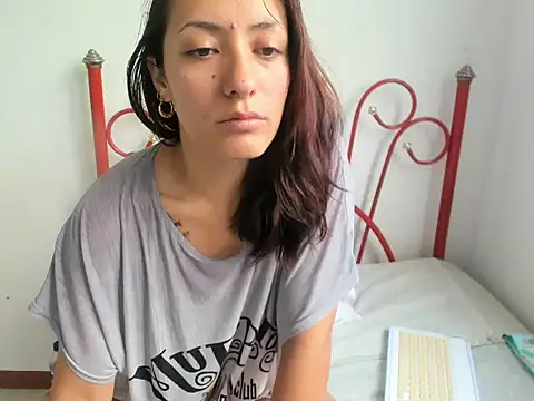 DulceXmile online show from 12-05-25, 12:47