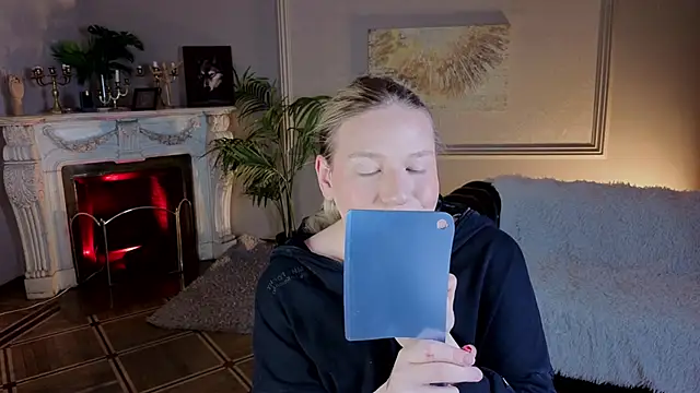 Jes Solar online show from 11-14-25, 09:57