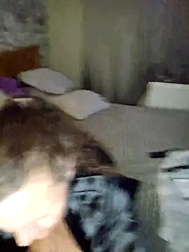 MissQueenBeex online show from 11-16-25, 08:36