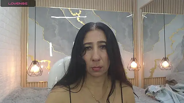 Snapshot of nei_girl chatting on 09-10-25, 10:48 nei girl online show from 09-10-25, 10:48