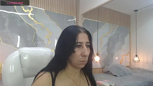 Snapshot of nei_girl chatting on 09-12-25, 11:10 nei girl online show from 09-12-25, 11:10