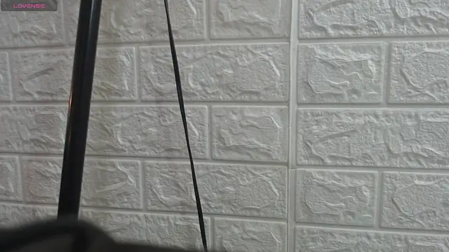 nei girl online show from 11-29-25, 11:24