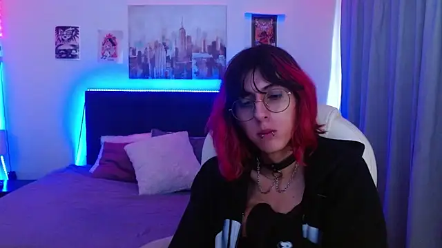 goth minerva online show from 12-19-25, 01:29