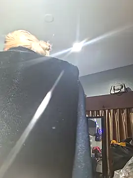 Snapshot of ItsBarbieBitcxxxx69 chatting on 10-26-25, 07:58 ItsBarbieBitcxxxx69 online show from 10-26-25, 07:58