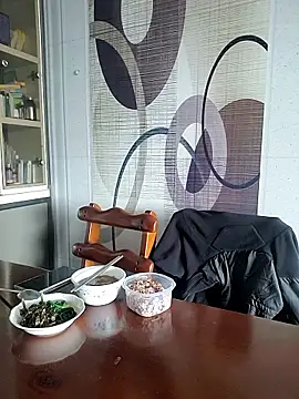 woonee827372 online show from 12-02-25, 04:51