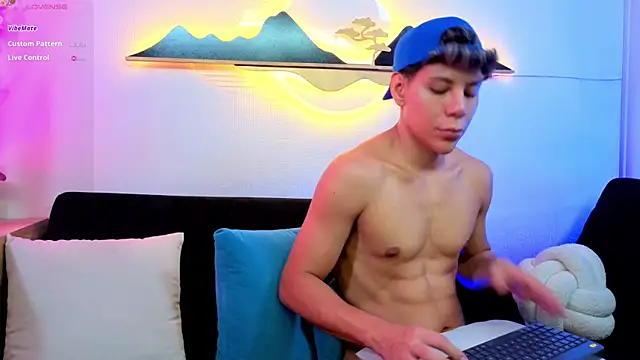 Almiboys online show from 01-11-26, 10:37