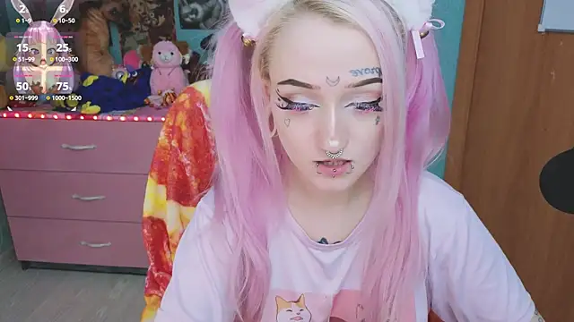 Snapshot of Manuela_unicorn chatting on 10-18-25, 04:37 Manuela unicorn online show from 10-18-25, 04:37