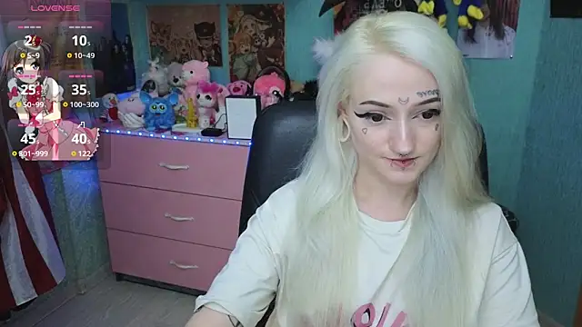 Snapshot of Manuela_unicorn chatting on 06-16-26, 07:38 Manuela unicorn online show from 06-16-26, 07:38