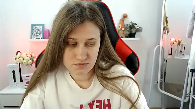 Lucky Lana online show from 04-20-26, 02:36