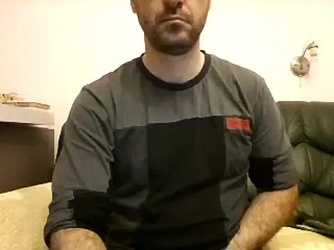 Snapshot of playman83 chatting on 03-20-25, 09:46 playman83 online show from 03-20-25, 09:46