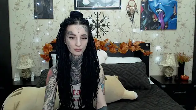 Snapshot of Velvetbat chatting on 11-24-25, 07:08 Velvetbat online show from 11-24-25, 07:08