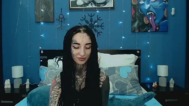 Velvetbat online show from 06-15-26, 07:10
