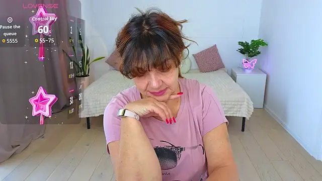 Snapshot of Nika_Light chatting on 01-15-26, 11:26 Nika Light online show from 01-15-26, 11:26
