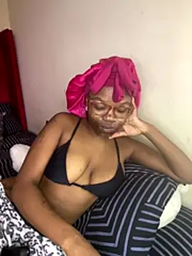 YummyMelanin117 online show from 12-23-25, 07:17