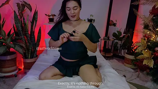 Artworktease online show from 12-19-25, 08:49