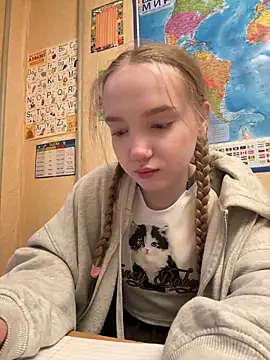 bambi lu online show from 03-16-26, 04:22