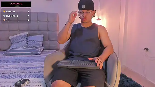 samxx muscle online show from 10-25-25, 02:56