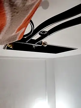 Snapshot of UAjit chatting on 10-04-25, 05:22 UAjit online show from 10-04-25, 05:22