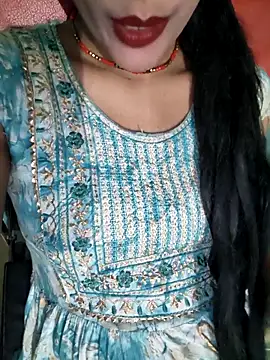 Eshwari Chopra online show from 10-27-25, 04:00