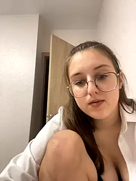 Vviikkssiikk online show from 09-29-25, 03:39