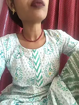 Eshna Dabral online show from 10-16-25, 07:42