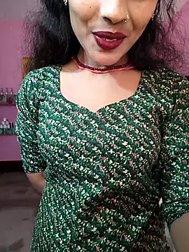 Eshna Dabral online show from 11-10-25, 03:27