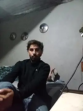 Snapshot of Tiococo420 chatting on 10-08-25, 05:38 Tiococo420 online show from 10-08-25, 05:38