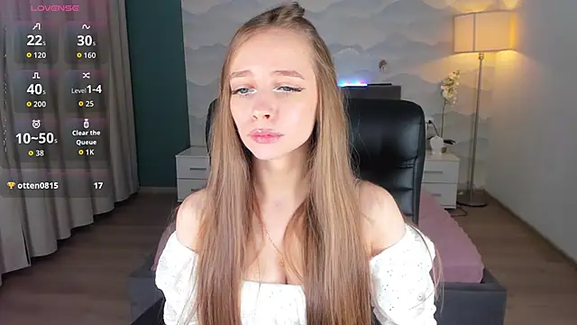 Snapshot of Amy_Waynee chatting on 10-15-25, 11:38 Amy Waynee online show from 10-15-25, 11:38