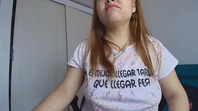 lovehotpink online show from 12-01-25, 05:18