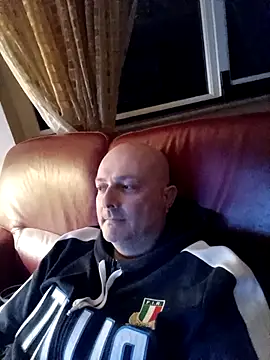 Alexis Bull online show from 02-17-26, 10:49