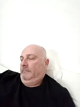 Alexis Bull online show from 03-05-26, 10:11