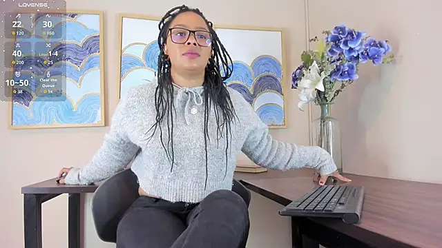 andrea xoe  online show from 11-24-25, 02:39