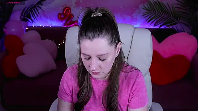 Snapshot of ValeryMurr chatting on 02-22-26, 01:53 ValeryMurr online show from 02-22-26, 01:53