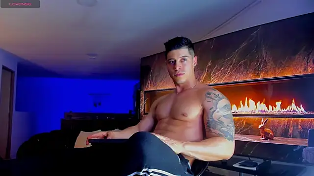 Lukas Green online show from 04-21-26, 01:42