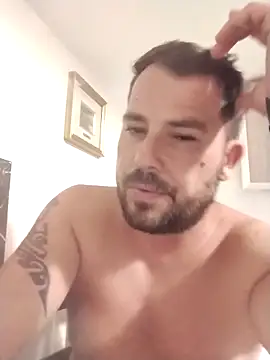 Snapshot of iunutmi chatting on 09-20-25, 08:43 iunutmi online show from 09-20-25, 08:43