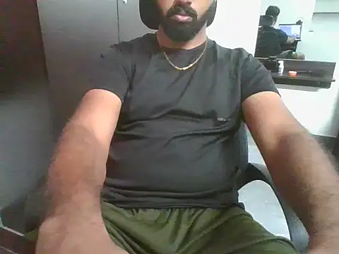 lovelyakash69 online show from 11-10-25, 05:50